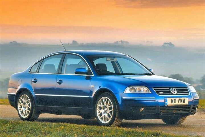 Volkswagen Passat W8